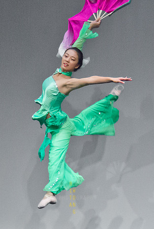 Chinese Fan Dancer